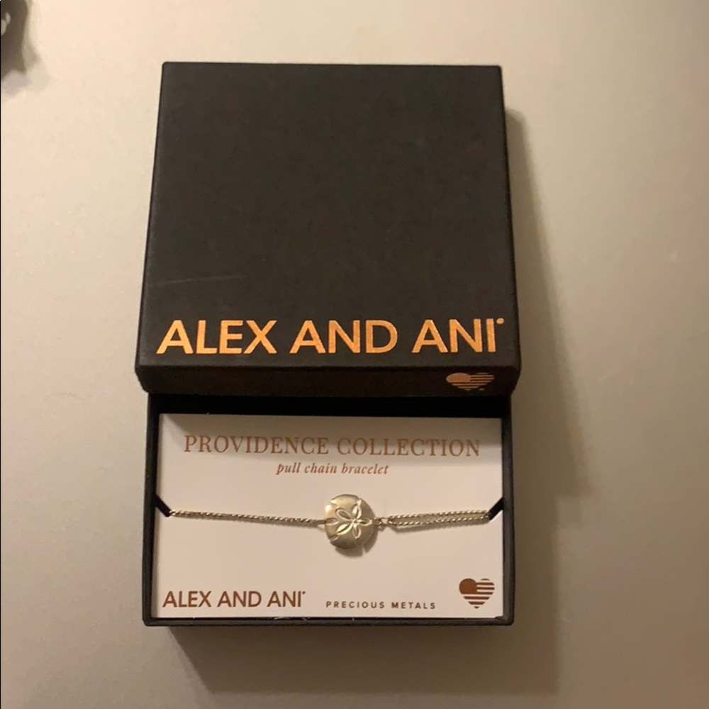 Alex and Ani Sand dollar pull chain bracelet